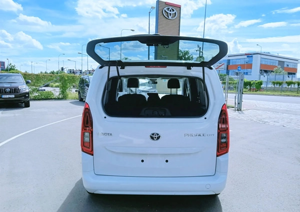 Toyota Proace City Verso cena 120400 przebieg: 4, rok produkcji 2024 z Kleczew małe 92